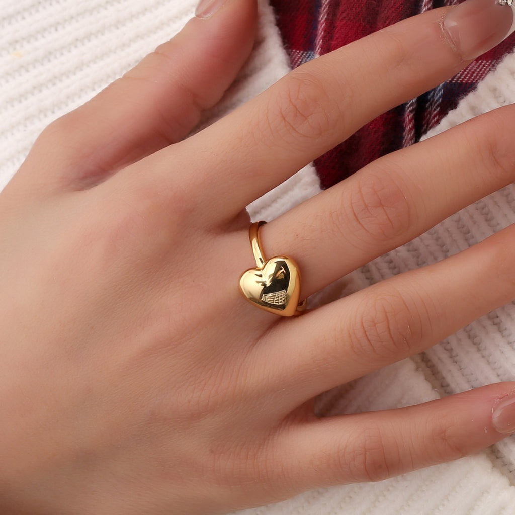 CYR0605 Simple Three-Dimensional Heart Peach Heart Copper Ring