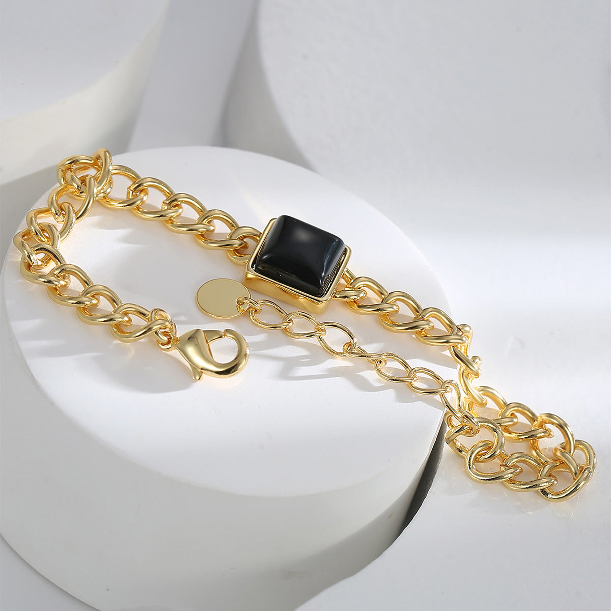 B0134 Minimalist Fashion Hip-Hop Style Trendy Bracelet for Women, Cool Style Black Square Zircon