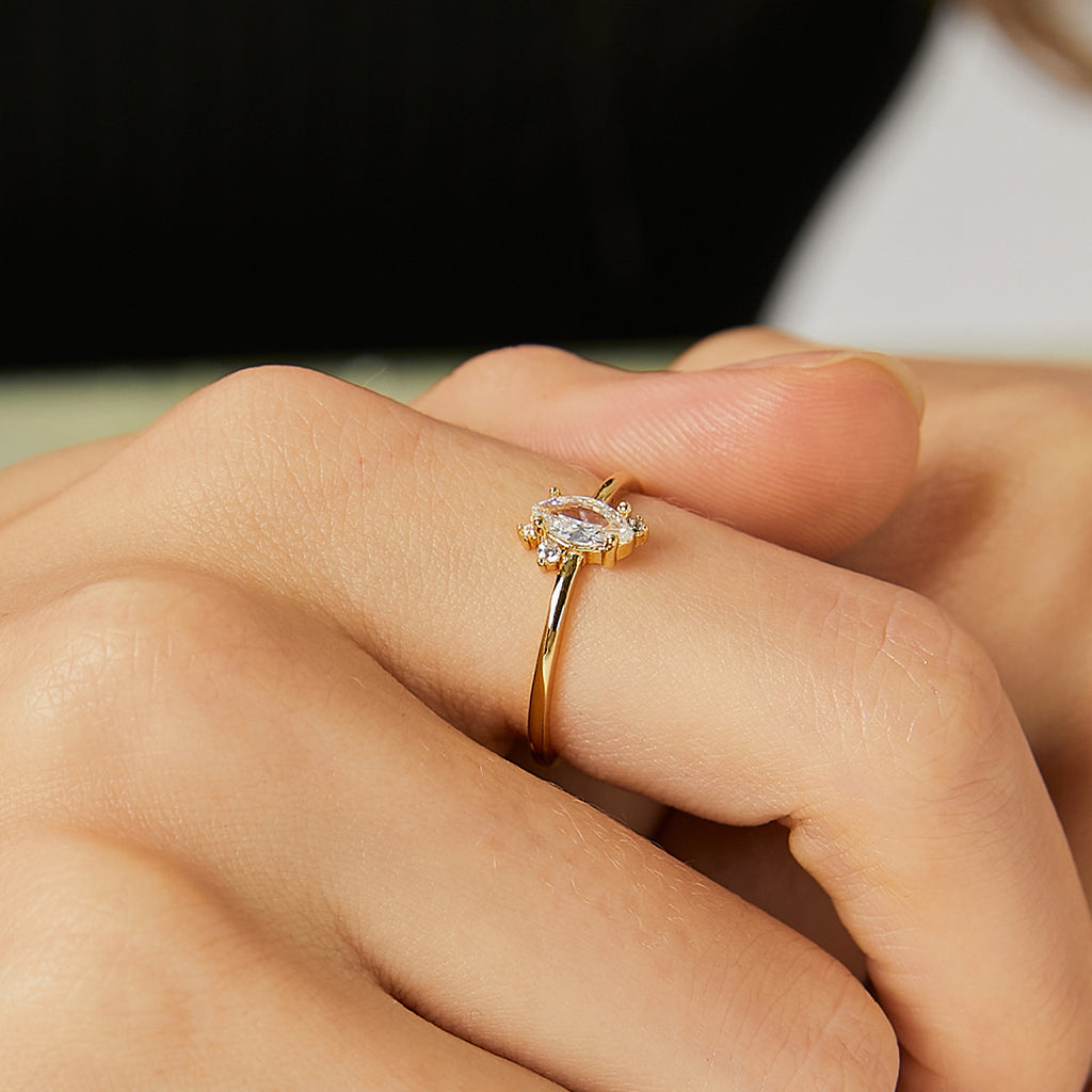 R0256 Plating18K Real Gold Horse Eye Zircon Ring for Women Minimalist Stacking Band Cool Simple Tail Ring