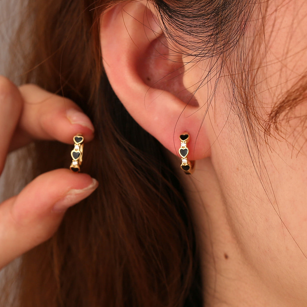 SE0322 925Silver Black Heart Splicing Hoop Earrings for Women New Trendy Design Summer Ear Accessories