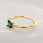 R0655 Vintage Engagement Ring Female Gold Plated Inlaid Square Green Zircon