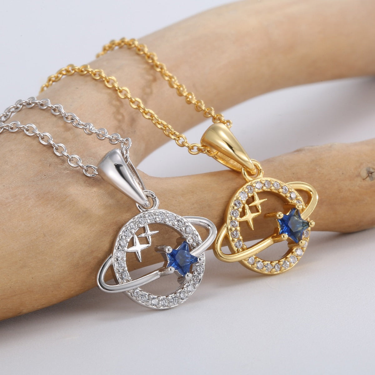 CYN0199 Planet Pendant Copper Necklace Design Pendant for Women Simple Personality Versatile