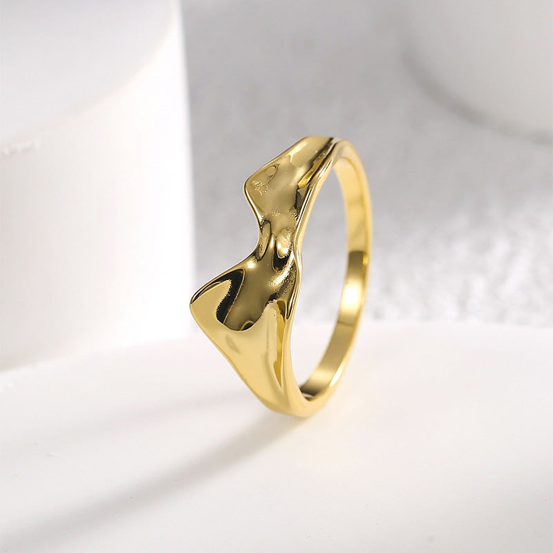 R0466 Fashionable Design Ring for Women, Brass Gold-Plated Wave Pattern Versatile Tail Ring