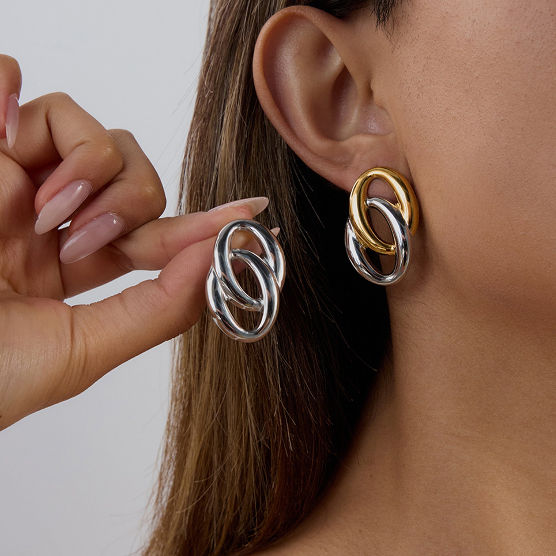 2H Circle Stud Earrings Stainless Steel Earrings Women's Non-Fading Jewelry