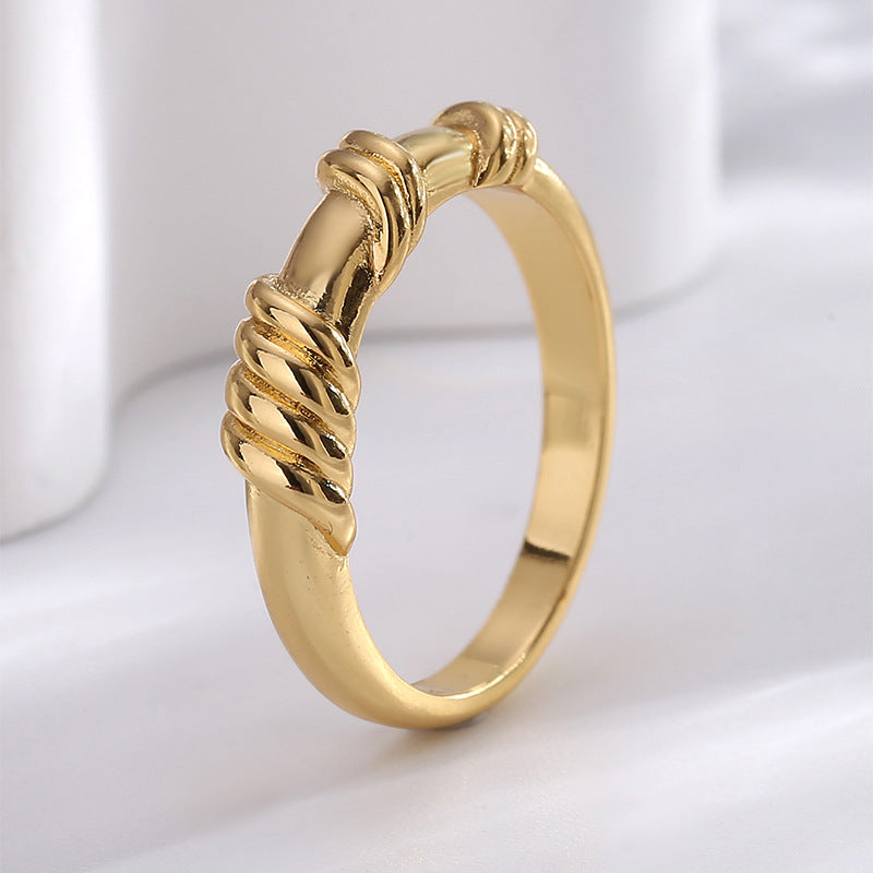 R0312 Knot Wrapped Smooth Ring for Women with Vintage Minimalist Design and Gold Plating