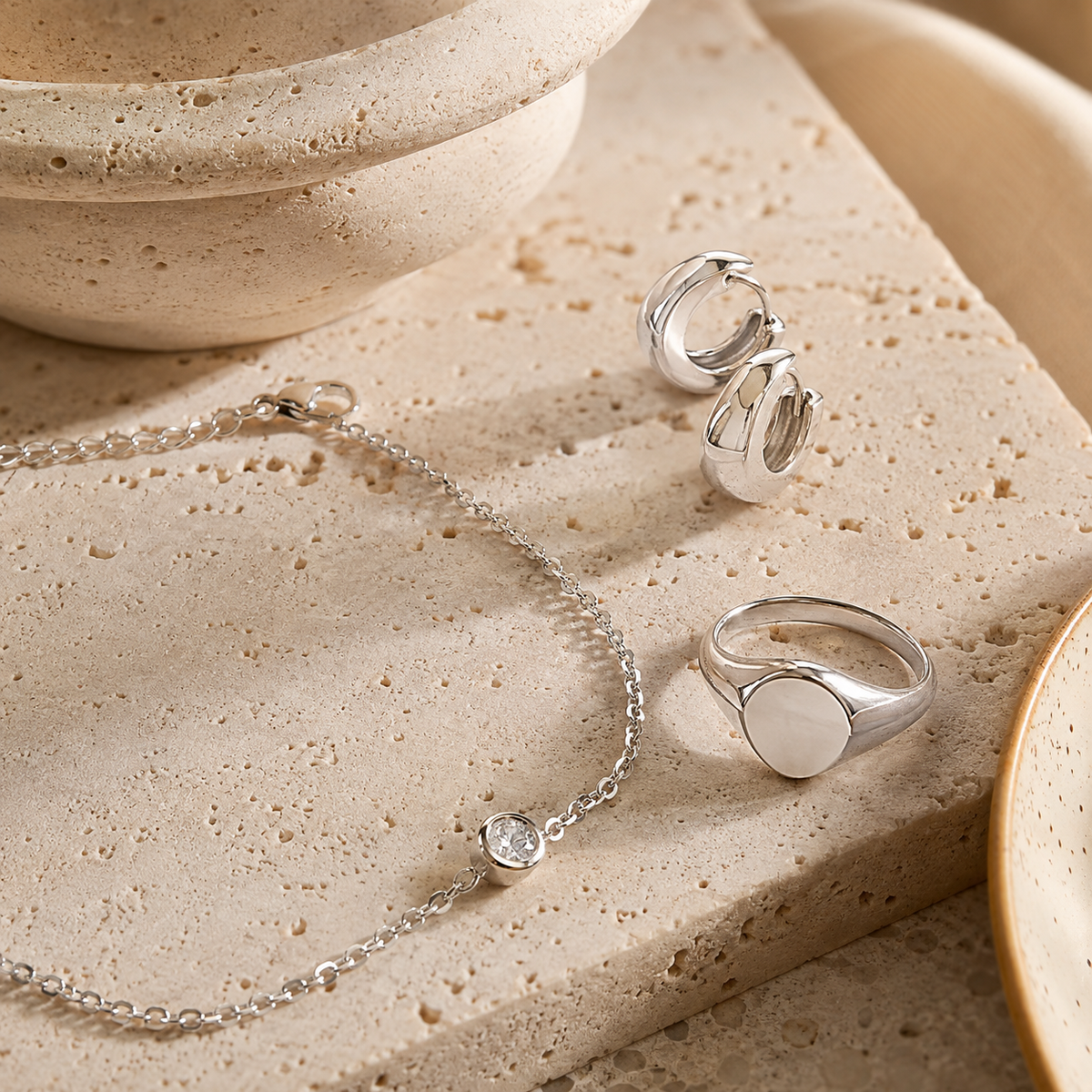 925 sterling silver hoop earrings, signet ring and chain bracelet collection