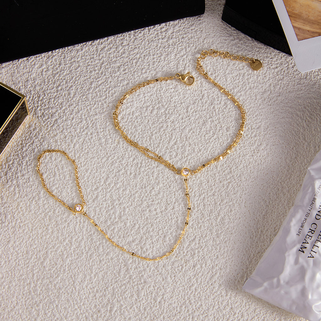 Heart Bracelet Jewelry for Women Stainless Steel Interlocking Bracelet Non-Fading