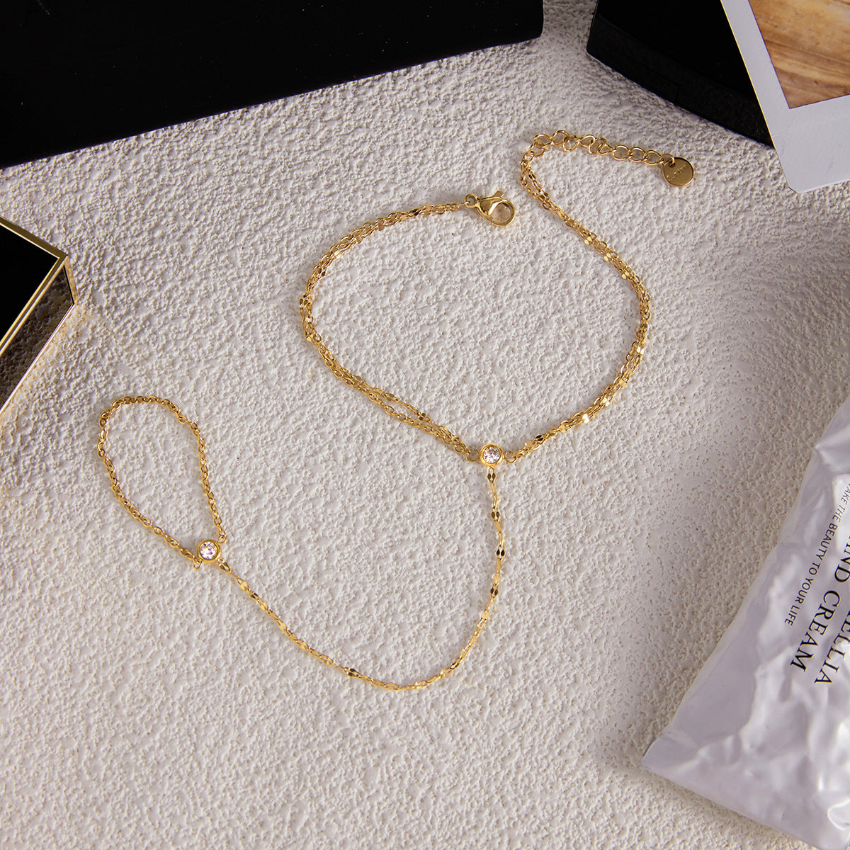 Heart Bracelet Jewelry for Women Stainless Steel Interlocking Bracelet Non-Fading