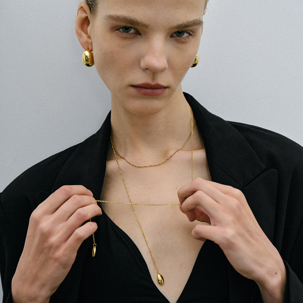 18k Gold Stainless Steel Long Shell Pendant Necklace Unique Design Necklace