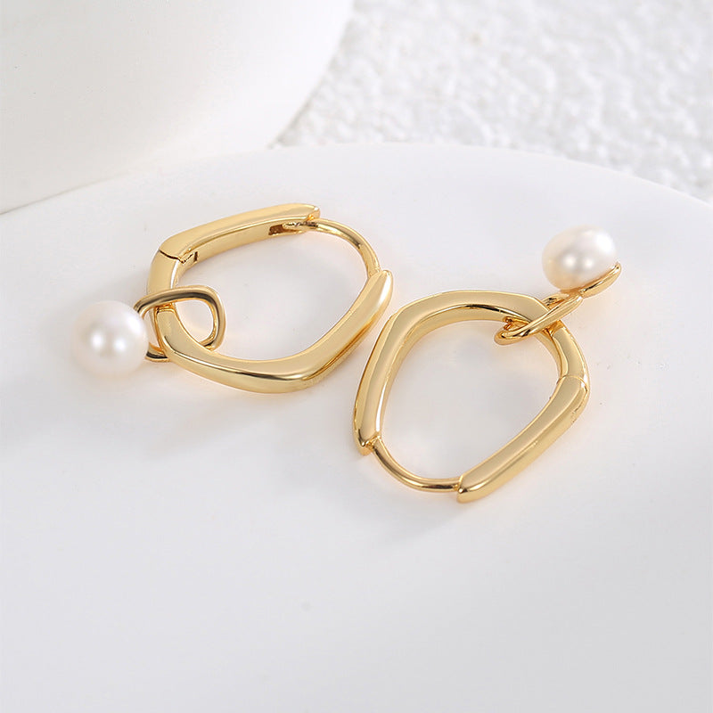 E0517 French Fashion Earrings for Women North American Modern Simple Shell Pearl Drop Earrings