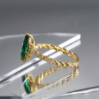 R0533 Fashionable Design Water Drop Shape Green Zircon Ring for Women Simple and Elegant