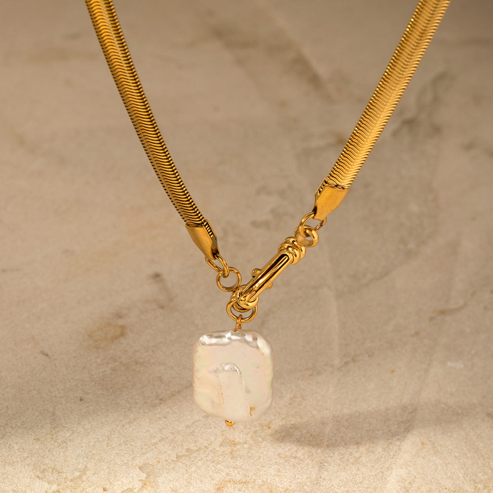 2H  Fashion Trendy Style18K Gold-plated Stainless Steel Hollow Heart Pendant Necklace with Pink Zircon Inlay