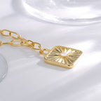 N0234 Vintage Fashion Sun Pattern Opal Inlaid Pendant for Women Brass Gold-Plated Hip-Hop Collarbone Chain