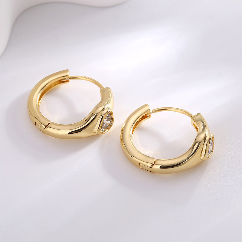E0675 Korean Style Simple Fashion Heart-Shaped Zircon Earrings for Women Brass Gold-Plated Minimalist Earrings