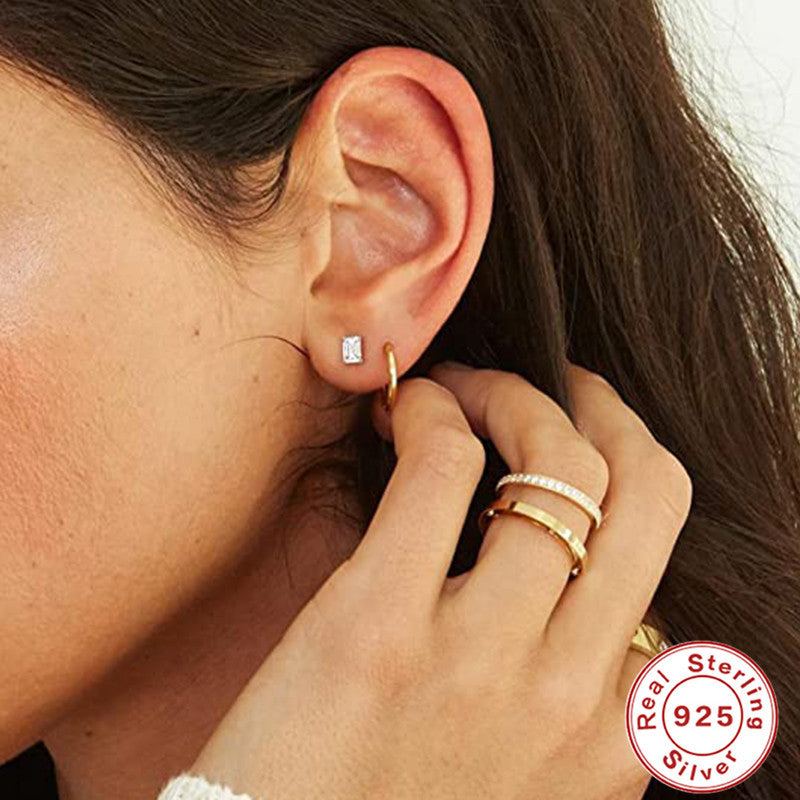 S925Sterling Silver Geometric Square Super Sparkling Diamond Stud Earrings Korean and Japanese Elegant Stud Earrings Jewelry