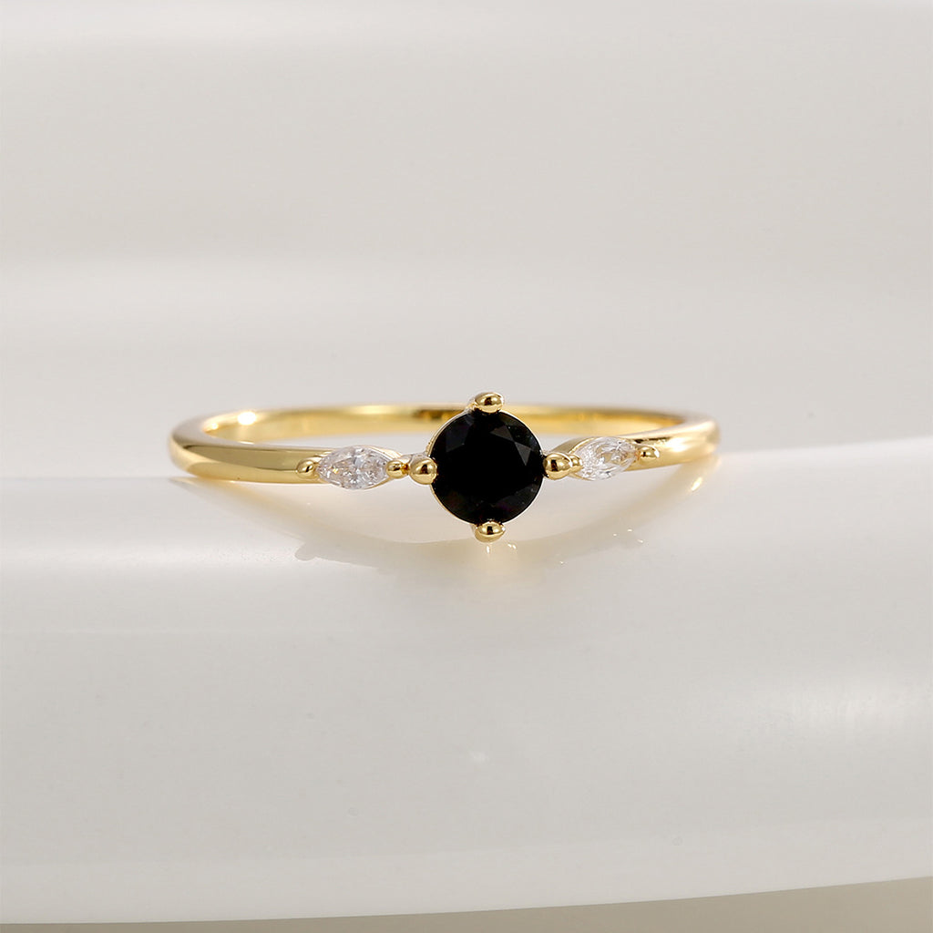 R0693 Simple Plain Band Ring for Women New Black Zircon Jewelry