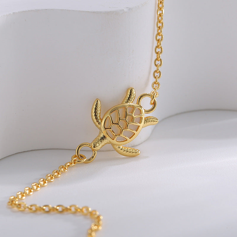 B0183 Korean Style Fashion Design Hollow Turtle Bracelet for Women Brass Gold Plated with Shell Beads