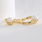 E0437 Fashionable Elegant Small Pearl Earrings for Women Brass Gold-Plated Simple Hoop Earrings