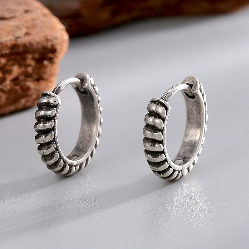 E0732 Hip-Hop Twisted Pattern Retro Earrings for Women, Vintage silver Design Sense Distressed Ear Clips