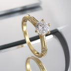 R0517 Simple Elegant Fashion Ring for Women Brass Gold-Plated Six-Prong Zircon Vintage Ring
