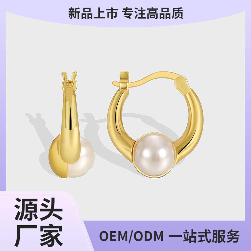 E0437 Fashionable Elegant Small Pearl Earrings for Women Brass Gold-Plated Simple Hoop Earrings