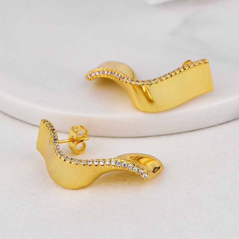 E0699 Geometric Origami Irregular Earrings for Women Copper Plated Real Gold Micro Inlaid White Zircon Fashion Earrings