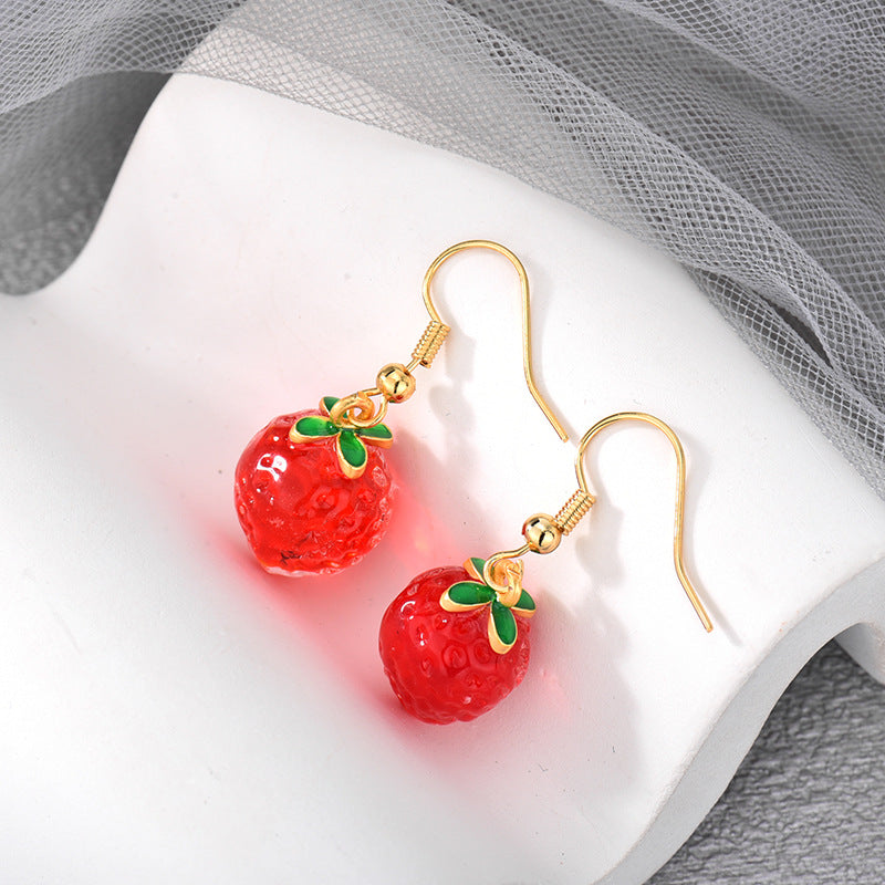 E0253 Korean Version Sweet Cute Little Fragrant Red Three-Dimensional Strawberry Resin Earrings for Women Copper Plated with Real Gold Small Ear Hooks