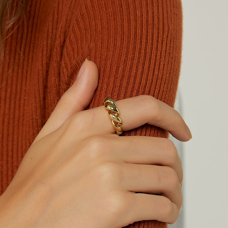 R0111 Minimalist Vintage Twisted Rope Ring Simple Hollow Braided Bagel Ring