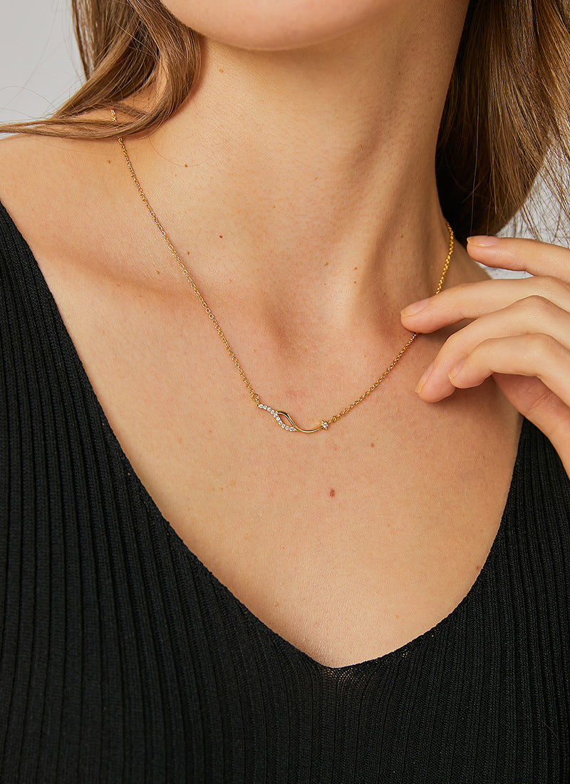 N0086 Ornament Geometric Wave Pendant Necklace for Women Exquisite Zircon Gold-Plated Choker Necklace Accessories