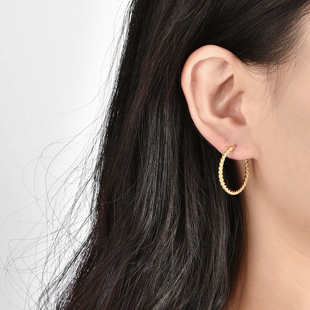 E0183Fashion Twisted Cable Braid18K Earrings for Women Simple Minimalist Style Hoop Jewelry