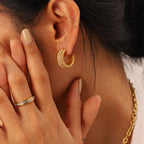 Stainless Steel c Shaped Earrings Pearl Stud Earrings Non-Fading Jewelry