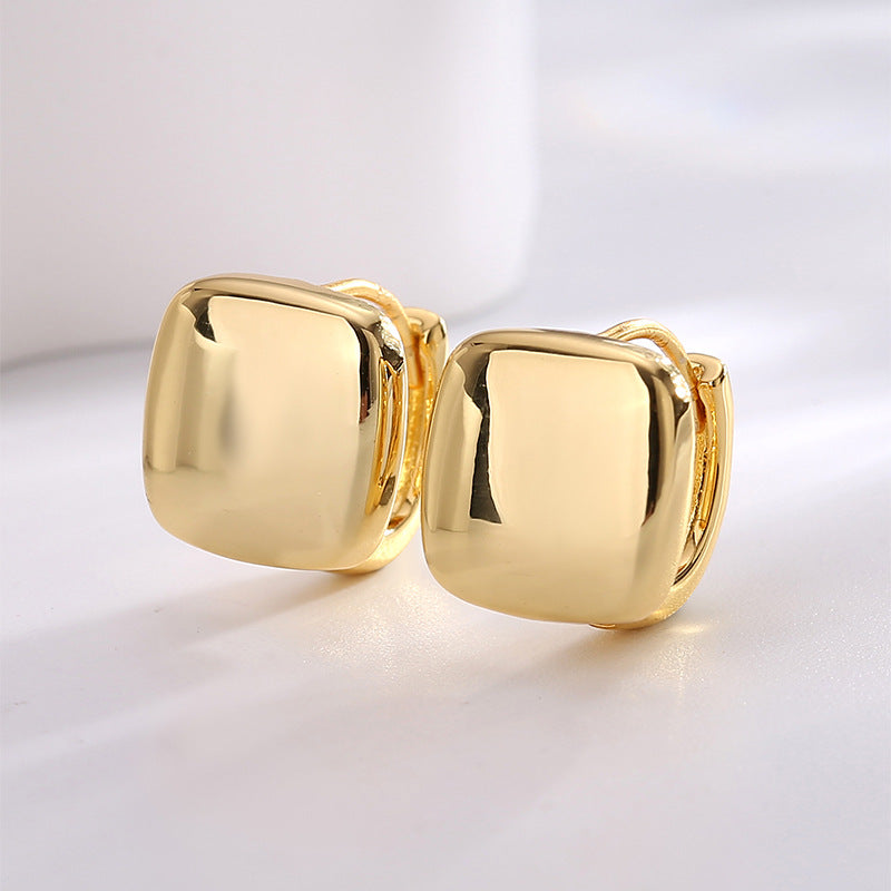 E0618 Fashion Simple Geometric Square Smooth Earrings for Women Copper Gold Plated Minimalist Design Small Ear Clips