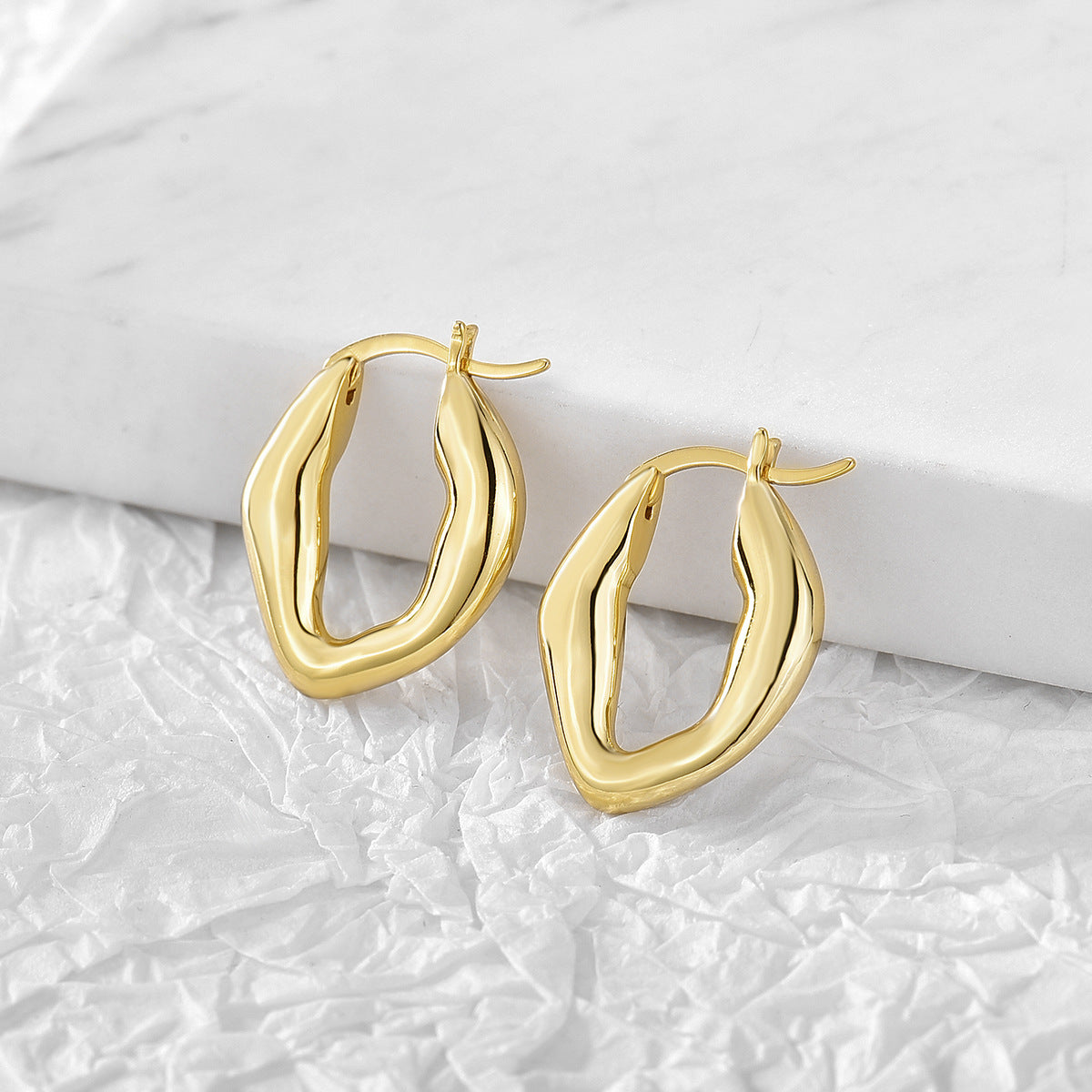 E0295 Fashion Metal Glossy Oval Earrings Irregular Concave-Convex Minimalist Style Women's Hoop Earrings Studs