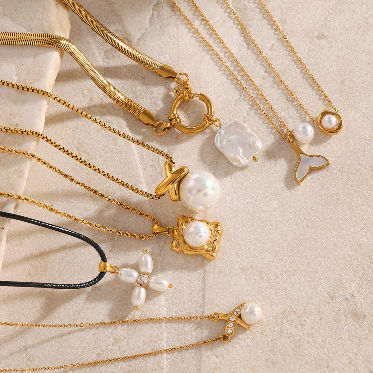 Stainless Steel Pearl Necklace Jewelry Collarbone Chain Pendant for Women