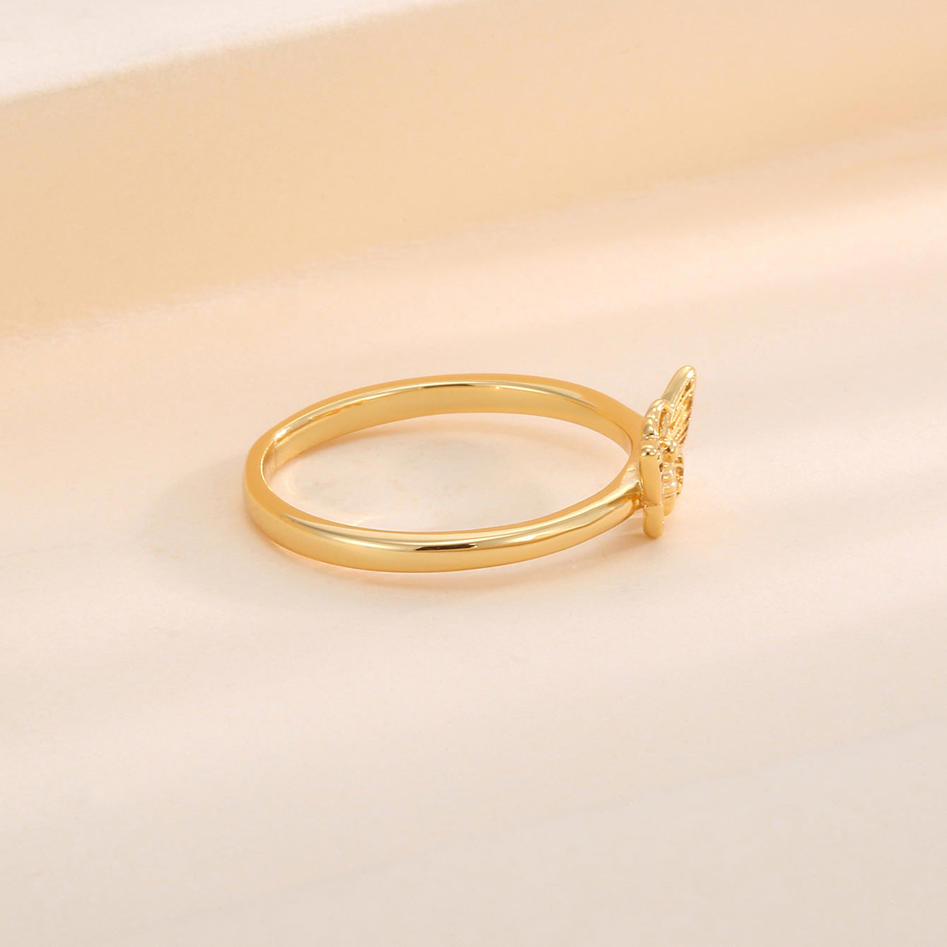 R0470 Japanese and Korean Style Small Fragrance Design Butterfly Shape Ring for Women Copper Plated with Real Gold Simple Smooth Surface Ring