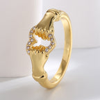 R0303 Fashionable Design Heart-shaped Ring for Women Micro-inlaid White Zircon Hollow Ring