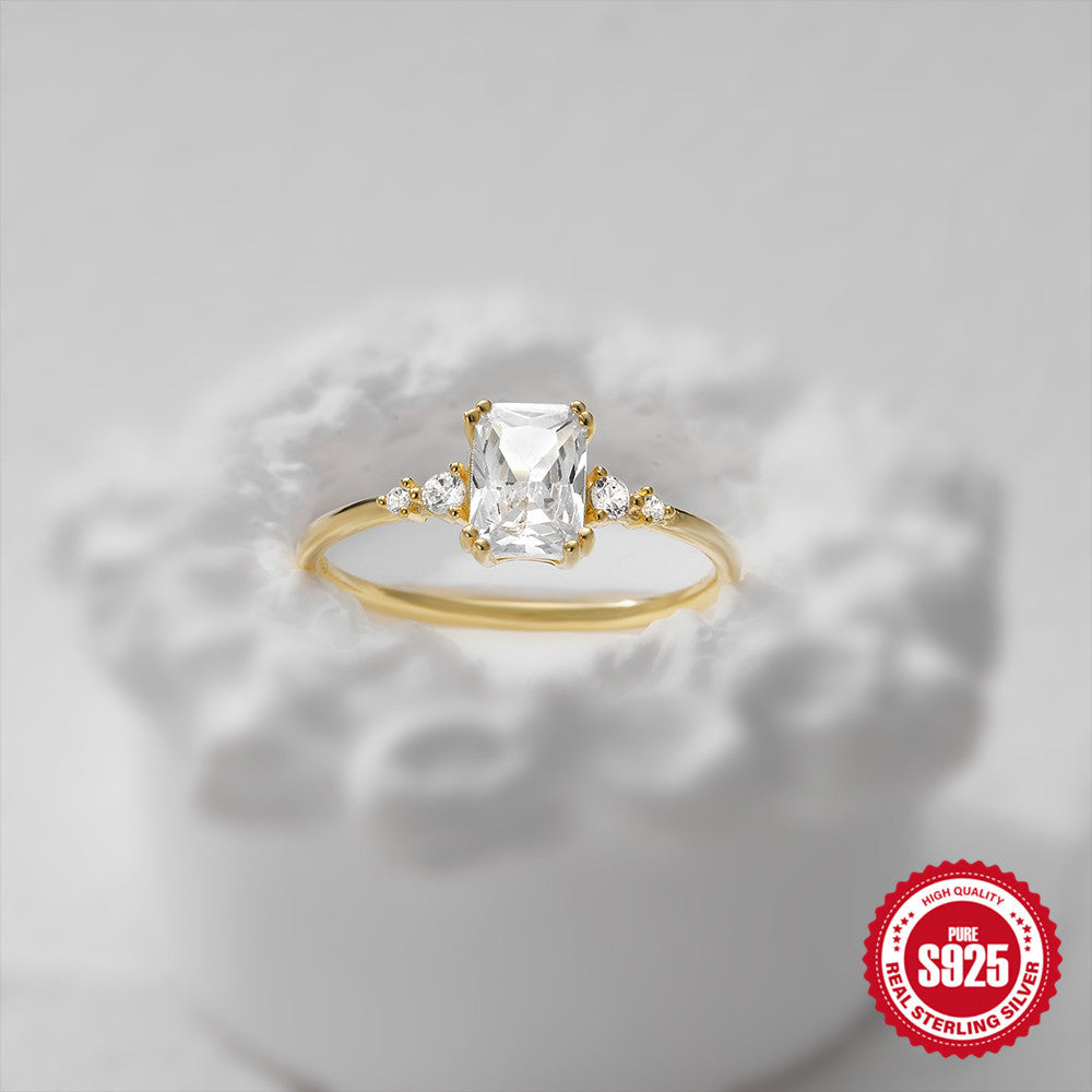 S925Sterling Silver Luxury Square Diamond Ring Fashion Carat Diamond Engagement Ring