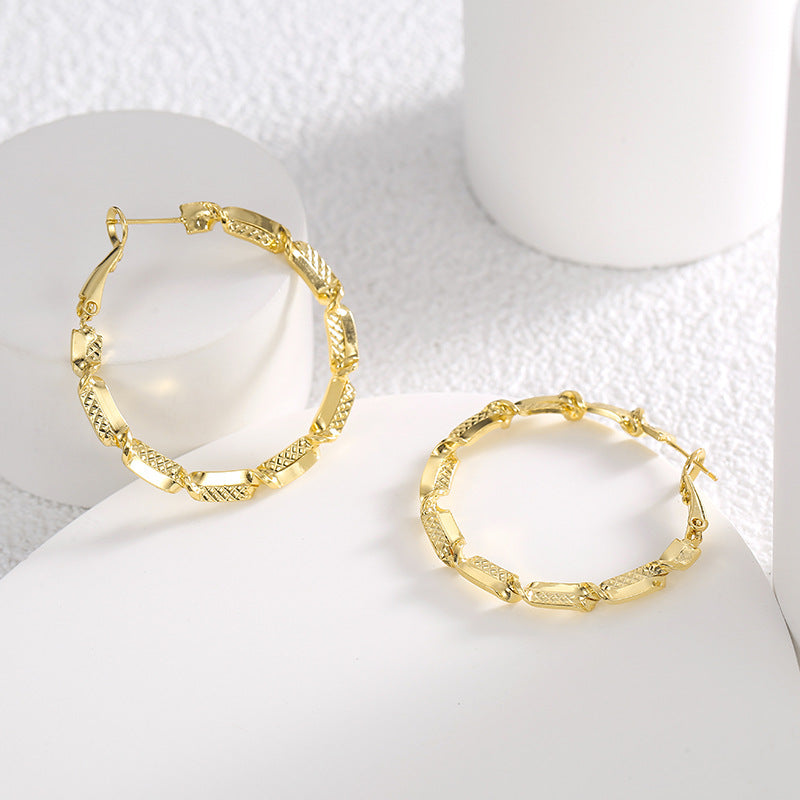 E0575 Modern Minimalist Design Earrings for Women Brass Gold-Plated Round Hoop Earrings