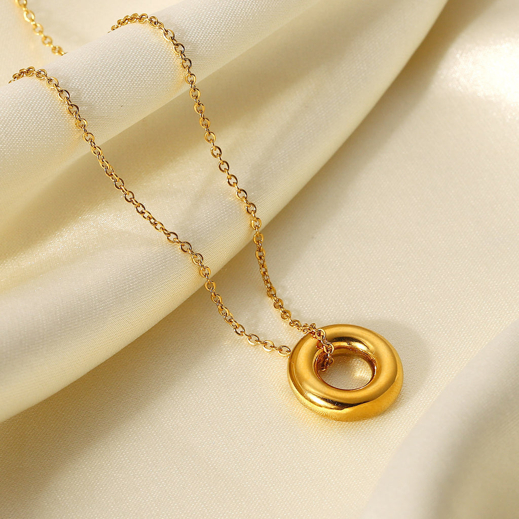 2H New Style Stainless Steel Necklace 18K Gold Inlaid Zircon Hollow Circle Pendant Necklace Jewelry for Women