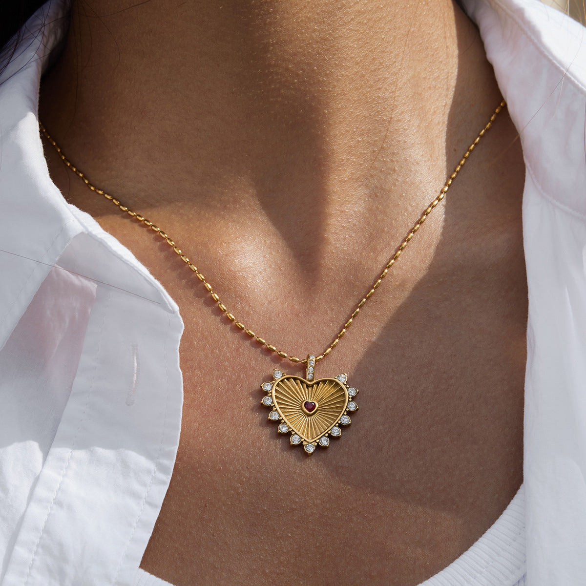 Heart Necklace Accessories for Women Non-Fading Jewelry Stainless Steel Jewelry