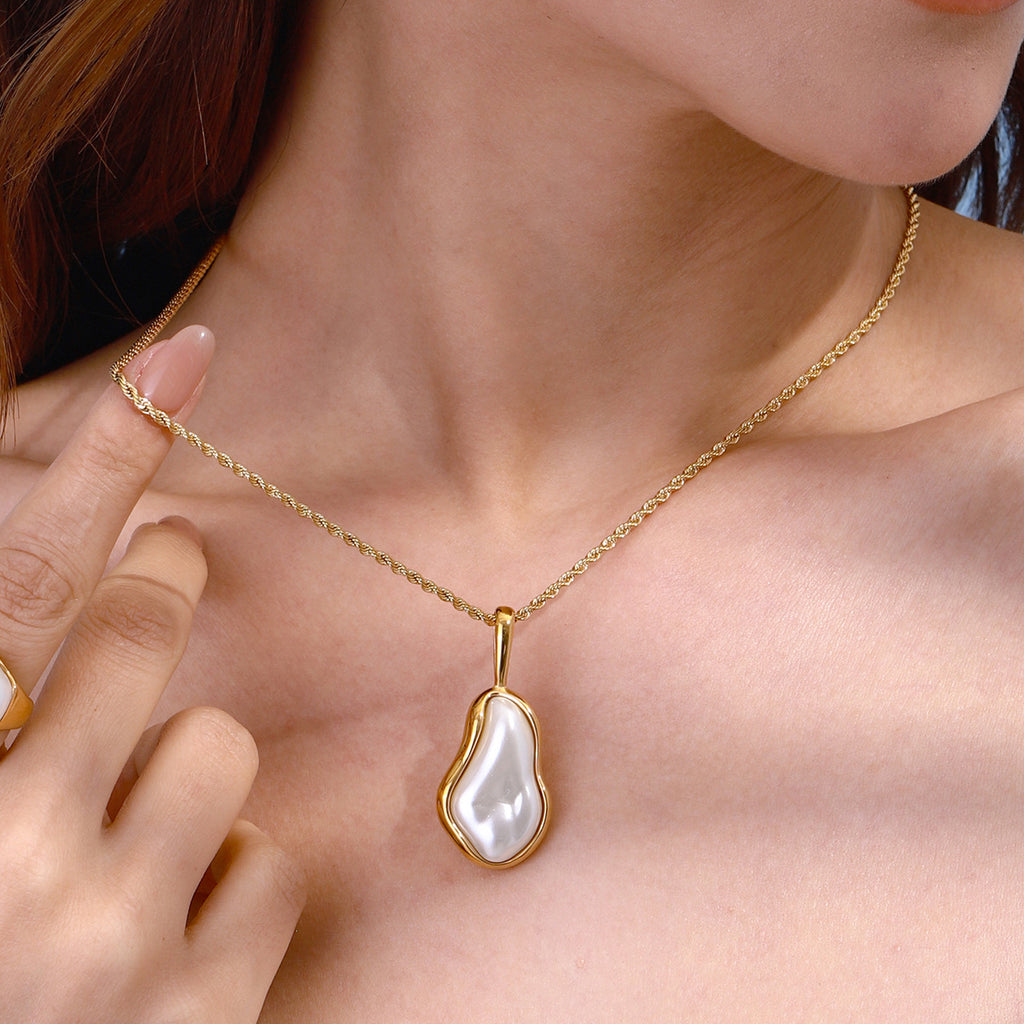 2H Stainless Steel Pearl Necklace Women's Collarbone Chain Jewelry necklace