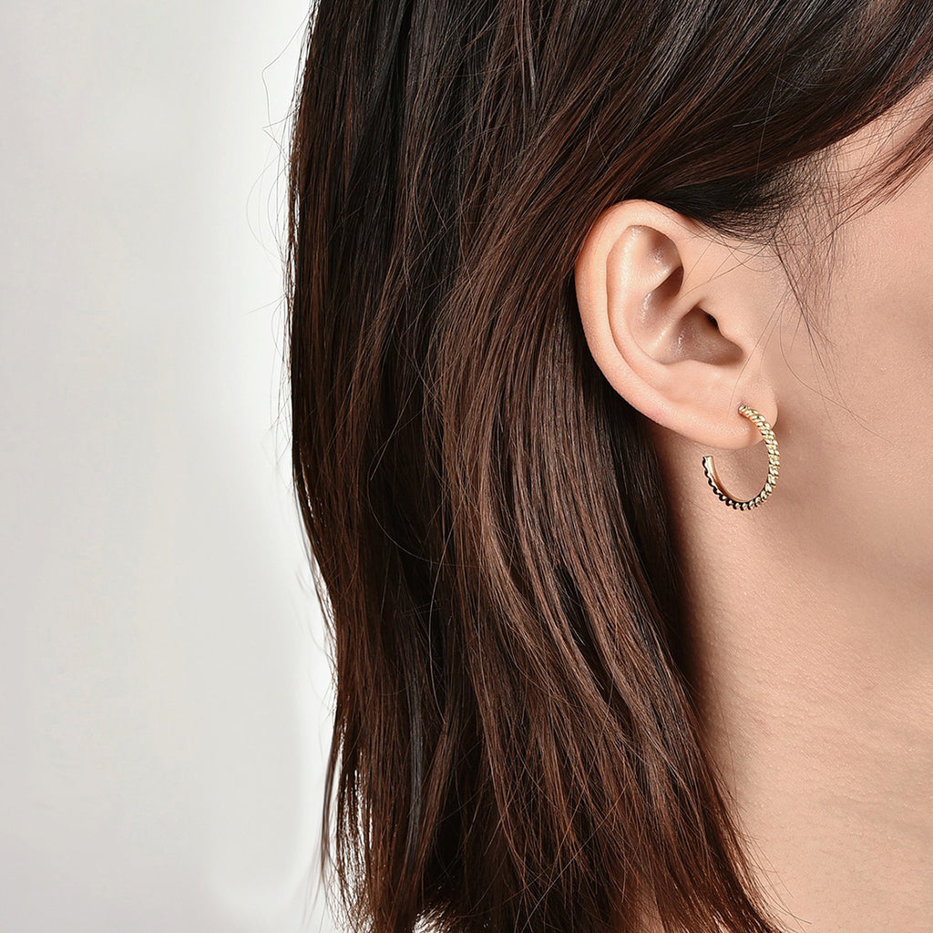 E0050 Spiral Pattern Half Open Earrings Jewelry New Version Ear Hoops Copper Gold Plated gold Ear Clips for Women