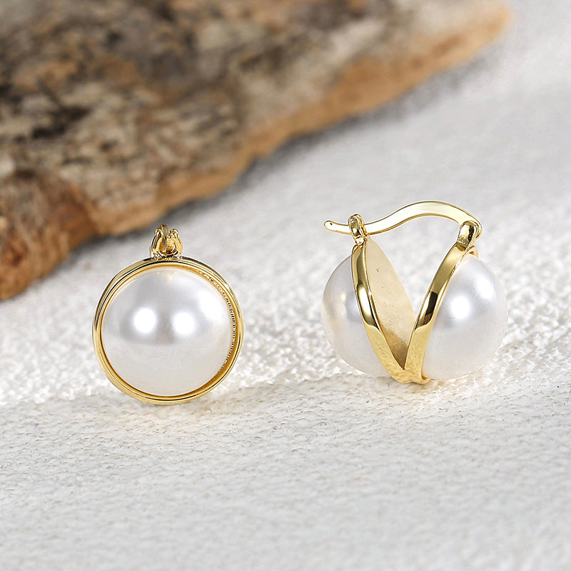 E0382 Double-Sided Large Pearl Earrings Simple French Retro Hepburn Earrings for Women