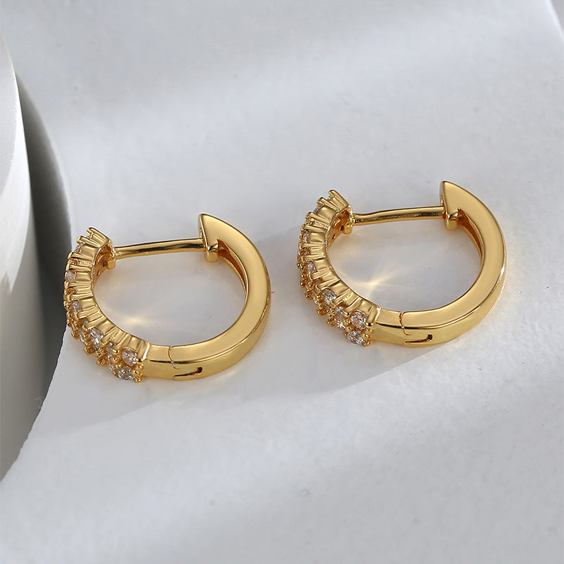 E0602 Creative Asymmetric Design Earrings for Women Brass Gold-Plated Single Row Micro-Inlaid White Zircon Hoop Earrings