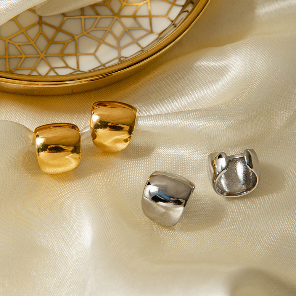 Fashion Versatile Simple Stainless Steel Ear Clips Earrings for Women Minimalist Smooth Ear Clips Cool Earrings