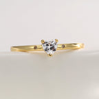 R0646 Design Sense Ring Female fashion Gold Plated Inlaid with Heart Zircon