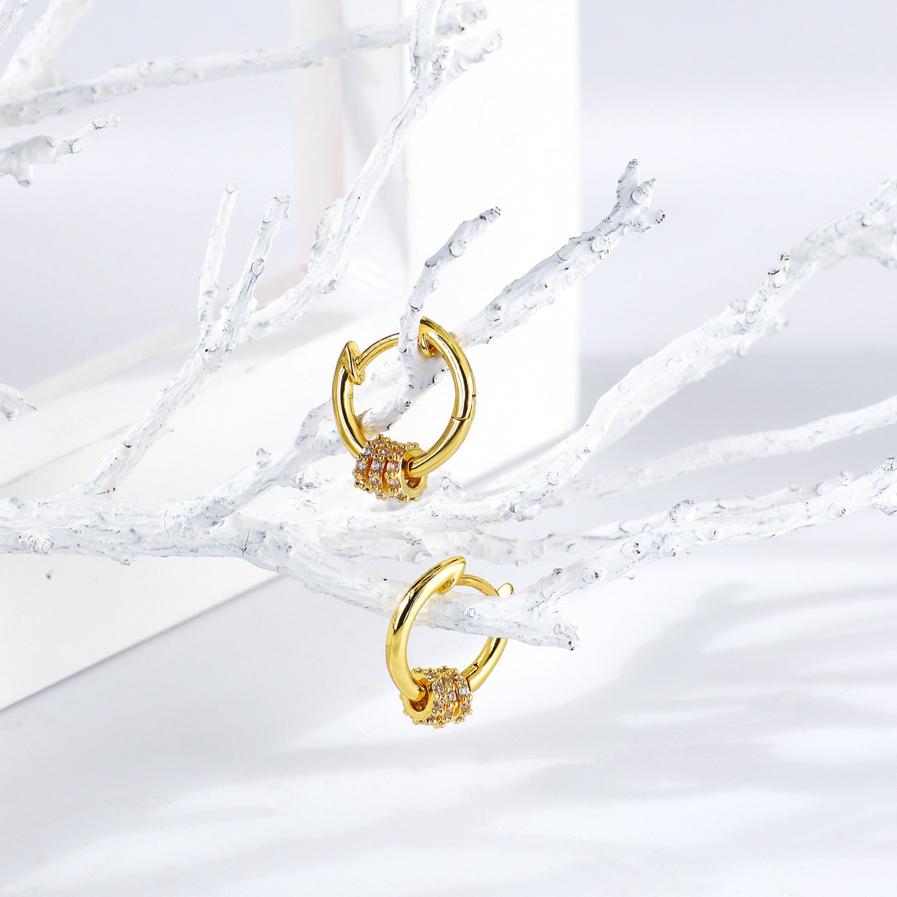 E0081 Fashion Diamond-Studded Multi-Hoop Earrings for Women, Stone-Studded Hoop Earrings, gold Export Small Accessories