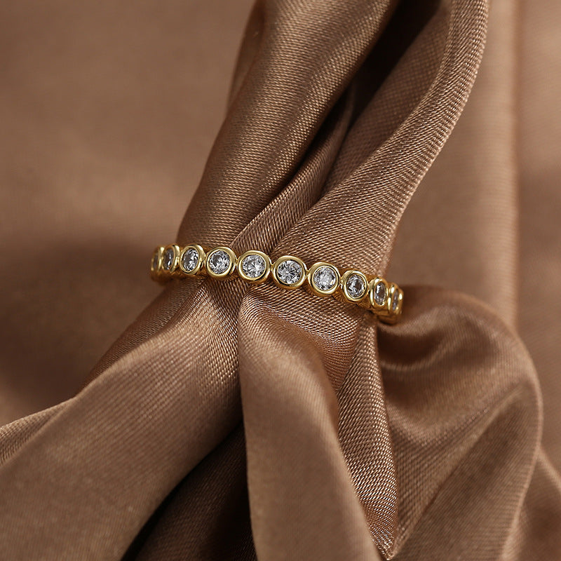 R0363 Simple Versatile Design Ring for Women Brass Gold-Plated Micro-Inlaid White Zircon Ring