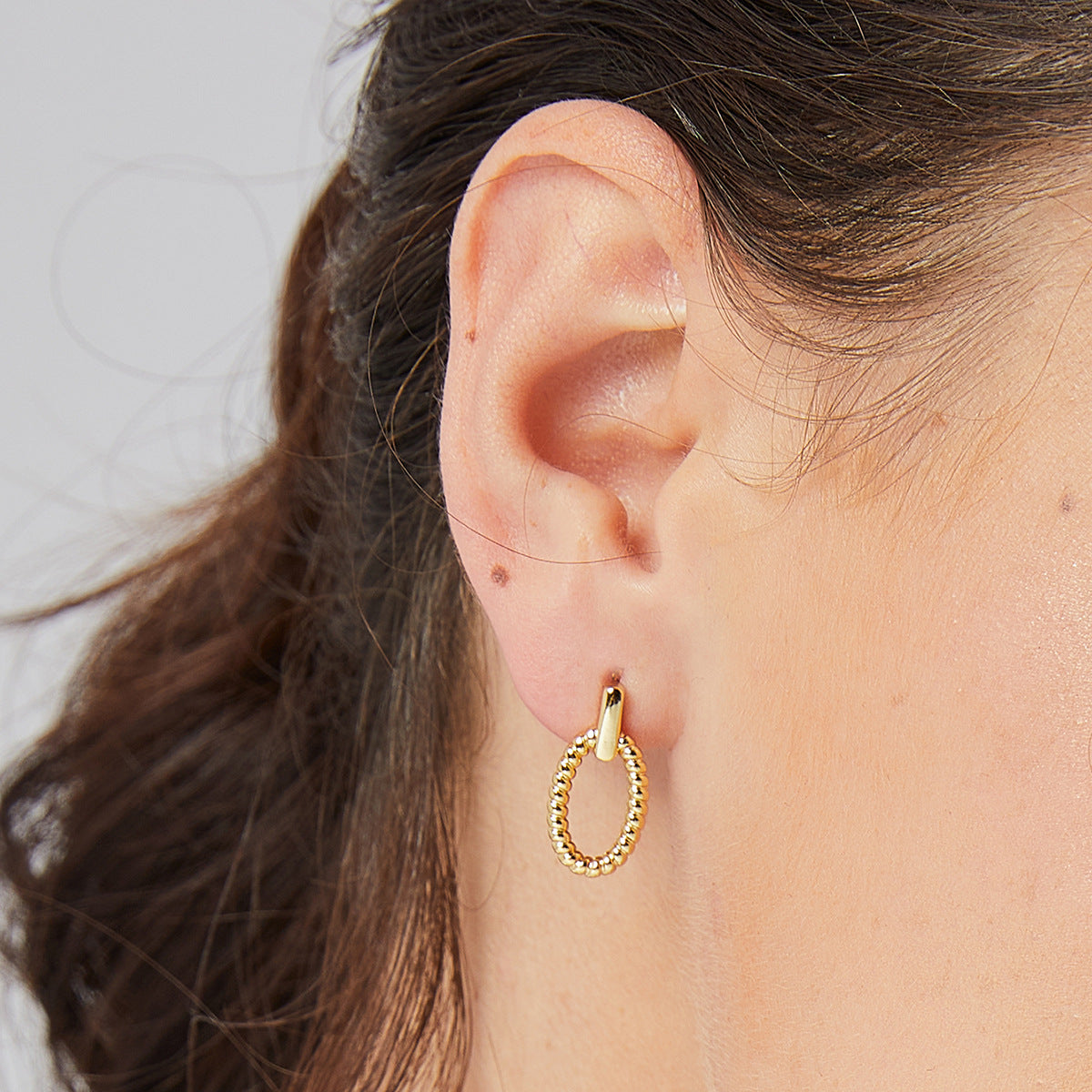 E0318 Vintage Fashion Braided Twist Oval Minimalist Stud Earrings for Women