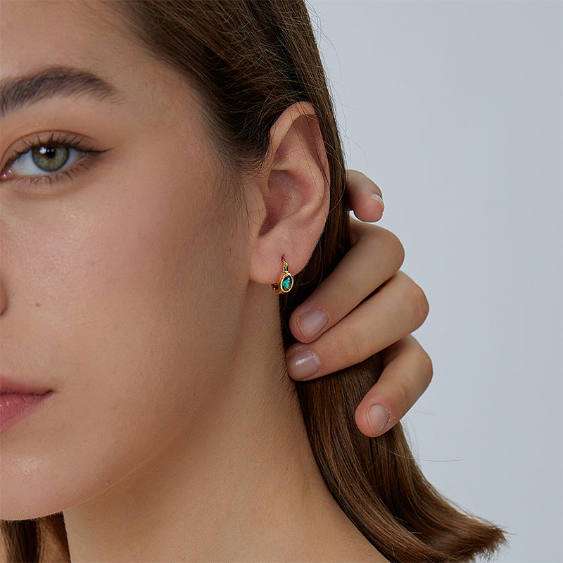 E0519 Fashion Design Simple Style Hoop Earrings for Women Brass Gold Plated with Green Zircon Ear Clips